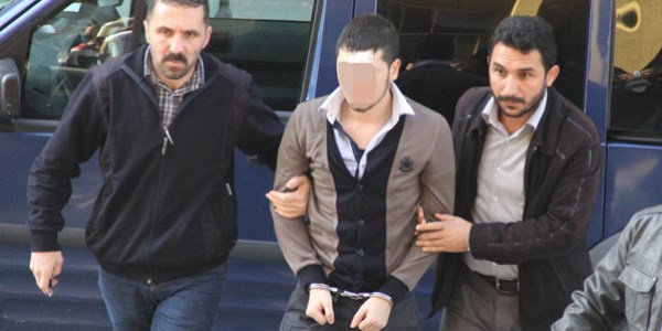 Taksi şoförü kendini darp eden genci vurdu