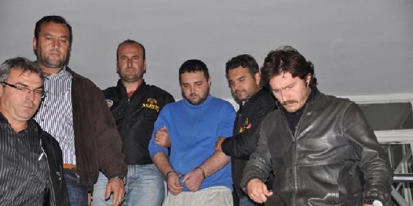 2 genç kız cinayetinde 4 saatlik sır