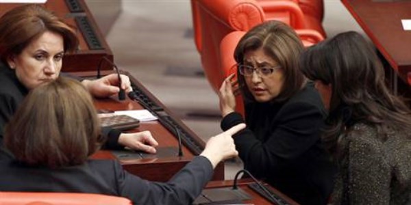 Meclis'te 'bayan' devrimi