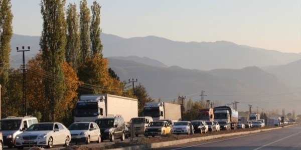 İstanbul'da yarın bu yollar trafiğe kapatılacak
