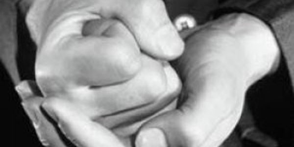 Kayıp kızını arayan baba BDP'lilerden dayak yedi
