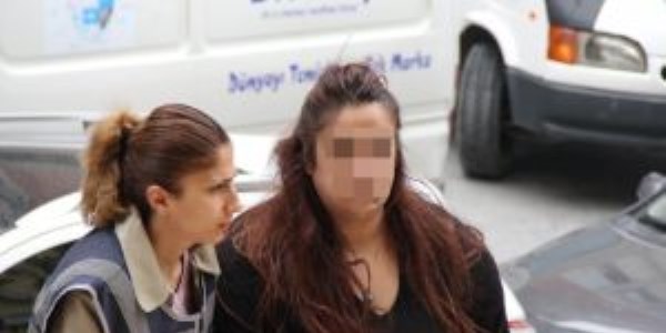 Evinde fuhuş yaptıran genç kadın tutuklandı