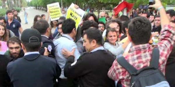 Akdeniz Üniversitesi'nde olaylı YÖK protestosu: 3 yaralı