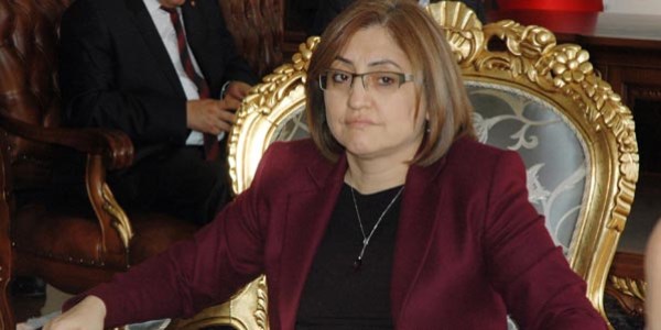 Bakan Şahin, Nazilli'de yurt yöneticilerinin zafiyeti olduğunu belirtti