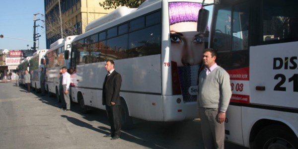 Afyonkarahisar'da özel halk otobüsü şoförlerinden Atatürk hassasiyeti