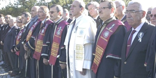 Uludağ Üniversitesi Atatürk'ü andı
