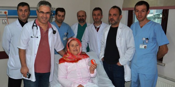Kalpteki katateri kement atarak çıkardılar
