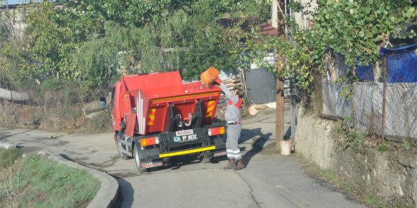 Ümraniye'de 'çöp taksi' dönemi başladı