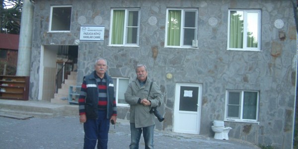 Kaz Dağları'nda modern cami
