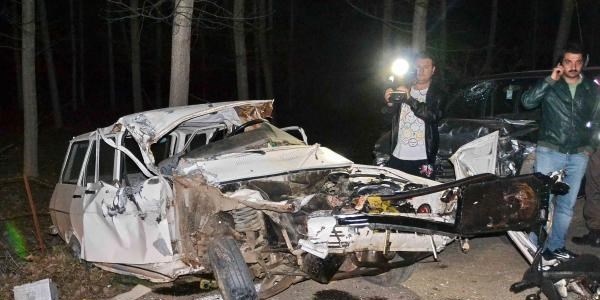 Simav'da zincirleme kaza: 2 ölü, 3 yaralı