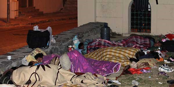 Evsizler kampa alınacak