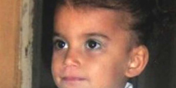 Üvey kızını döverek öldürmek suçundan ömür boyu hapsi istendi