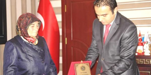adıyaman'da hayırseverden köy okuluna 60 bin lira yardım
