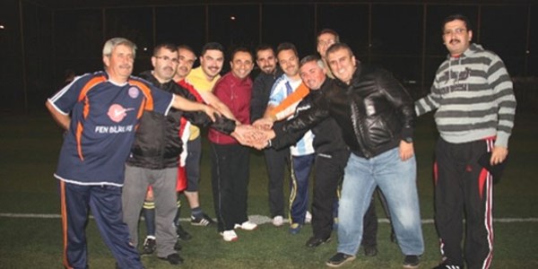İmamlar, papazlarla oynayacakları maça sıkı hazırlanıyor