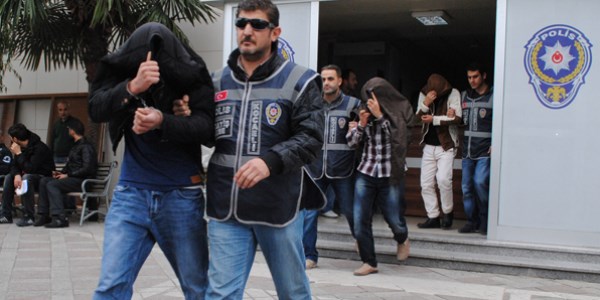 Kızılay'ın deposunu soyan 10 kişi gözaltına alındı