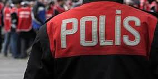 Cumhuriyet: KPSS'siz 15 bin 118 polis alındı
