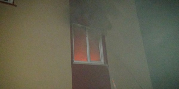 Şırnak'ta çıkan olaylar nedeniyle bir ev yandı