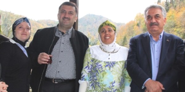 Bayan muhtar adayı Bakan Yazıcı'dan destek istedi