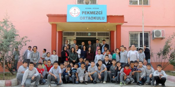 Köy okulu öğrencileri Polonya'ya gitti