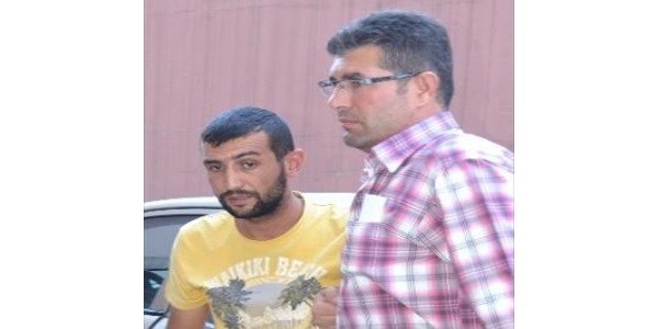 Arkadaşını av tüfeği ile öldüren zanlı ilk duruşmasına çıktı