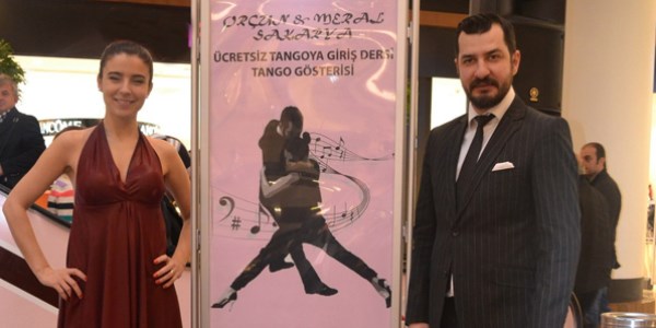 Samsun Piazza'da tango dersi