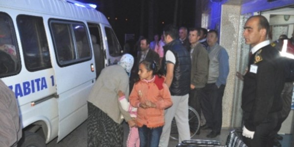 Demirci'de düğün yemeğinden 80 kişi zehirlendi