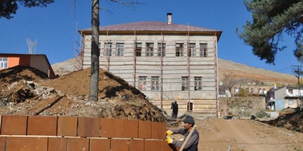 Bitlis'te sivil mimari yaplar restore ediliyor