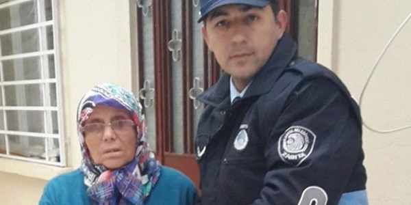 Kartal'da zabıta memuru bulduğu cüzdanı sahibine teslim etti