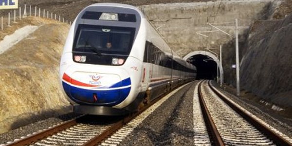 Hızlı trende çifte hat açılacak