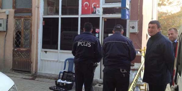 Pazarlar'da tekel bayisinde hırsızlık