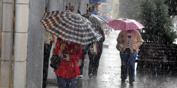 Meteoroloji'de kuvvetli yağış uyarısı