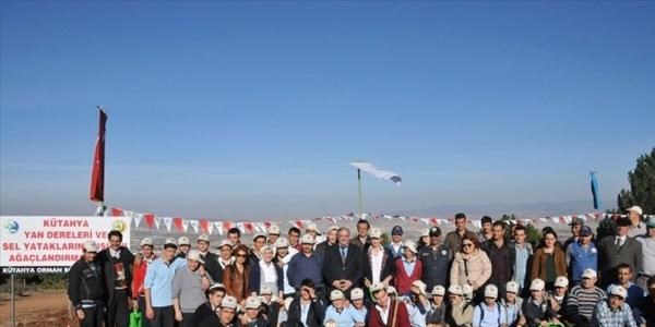 Kütahya'da sel ve erozyona fidanlı tedbir