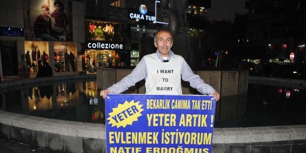 Bekarlık canına tak edince bunu yaptı...