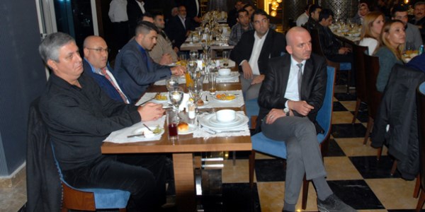 Her yıl yüzbinlerce kaçak tur düzenleniyor