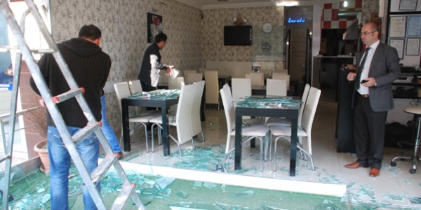 Düdüklü tencerenin patlama anı kameraya yansıdı: 1 yaralı