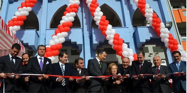 2 milyon lira bağışlanan okul açıldı