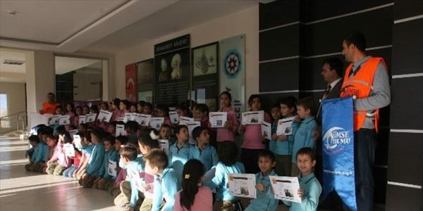 Kolejli öğrenciler 43 Afrikalı'nın umut ışığı oldu