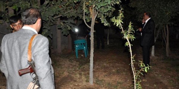 Korucubaşının evine bomba atıldı