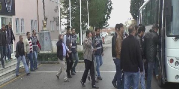 Edirne'de kaçak kılavuz operasyonu: 21 gözaltı