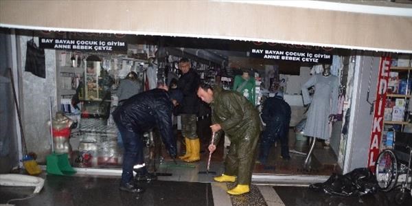 24 saate metre kareye 216 kilo yağış düştü