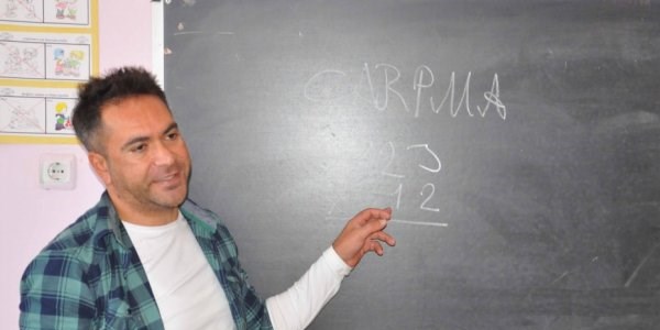 Engelli öğretmenin eğitim aşkı