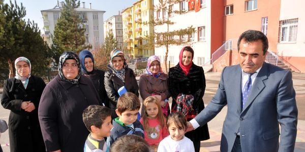 Sandık başkanlığı, öğretmeni mesleğinden etti