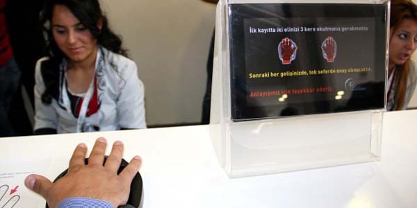 'Biyometrik Kimlik Doğrulama Sistemi' uygulaması başlıyor