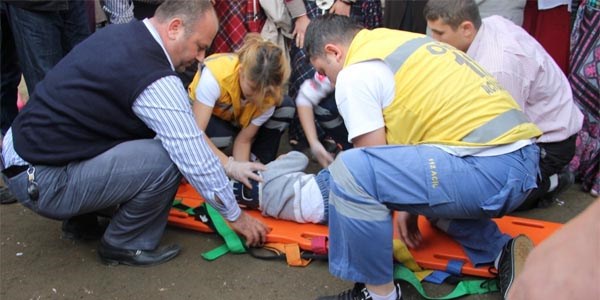 3. Kattan düştü, burnu bile kanamadı