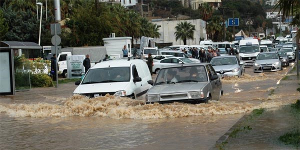 Bodrum sular altında