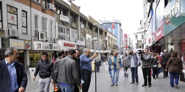 Belediyenin arsayı haksız işgaline karşı bunu yaptı...