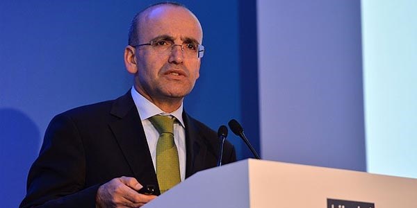 Şimşek: Petrol fiyatlarındaki risk primi düşecektir