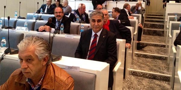 İzmir Büyükşehir'in 2014 bütçesi 4,9 milyar TL