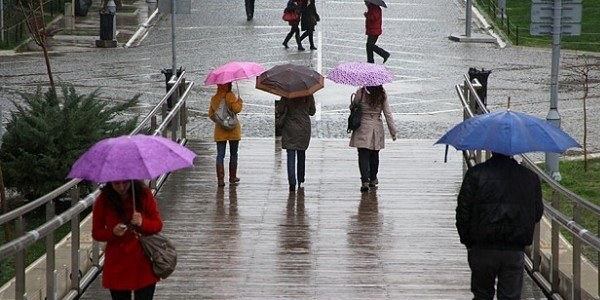 Meteorolojiden kuvvetli yağış uyarısı