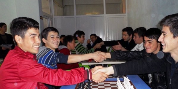 Gümüşhane'de Fetih Nesli Satranç Turnuvası yapıldı